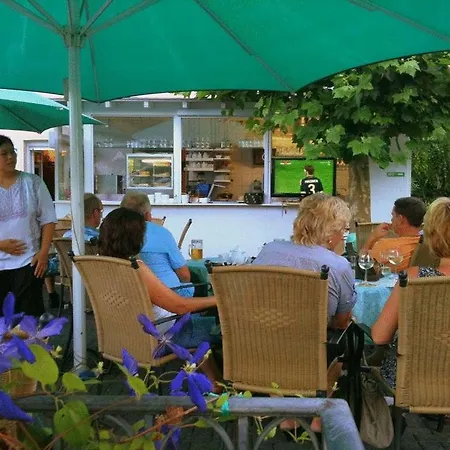 Panorama-cafe Moselgarten Gasthof 3*